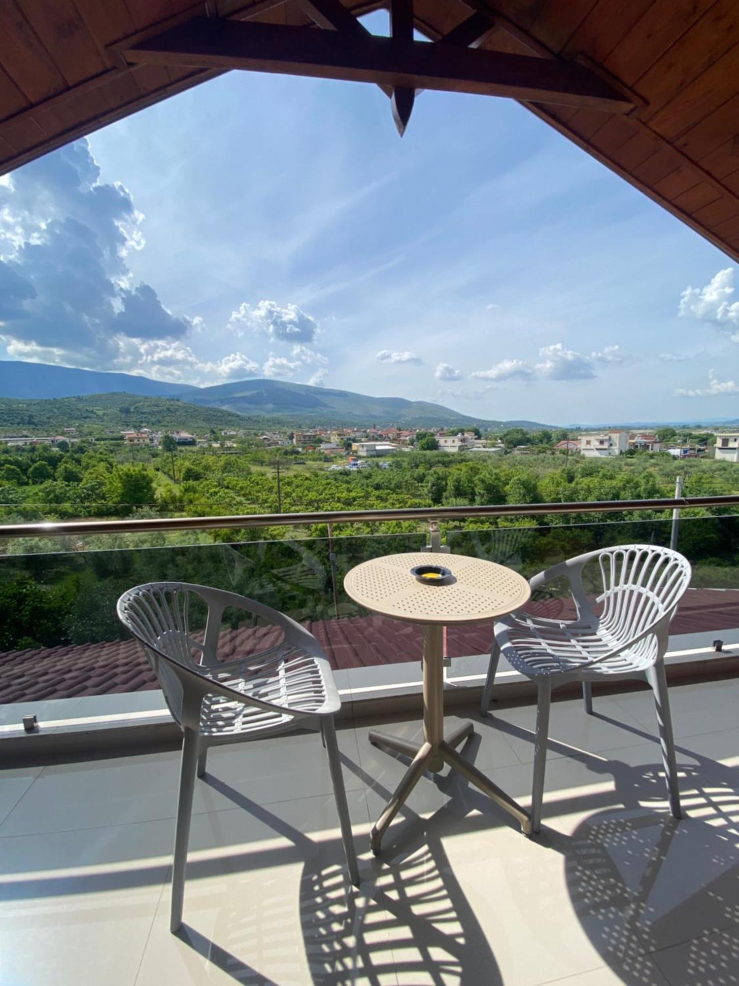 Guest House Rean Berati Exterior foto