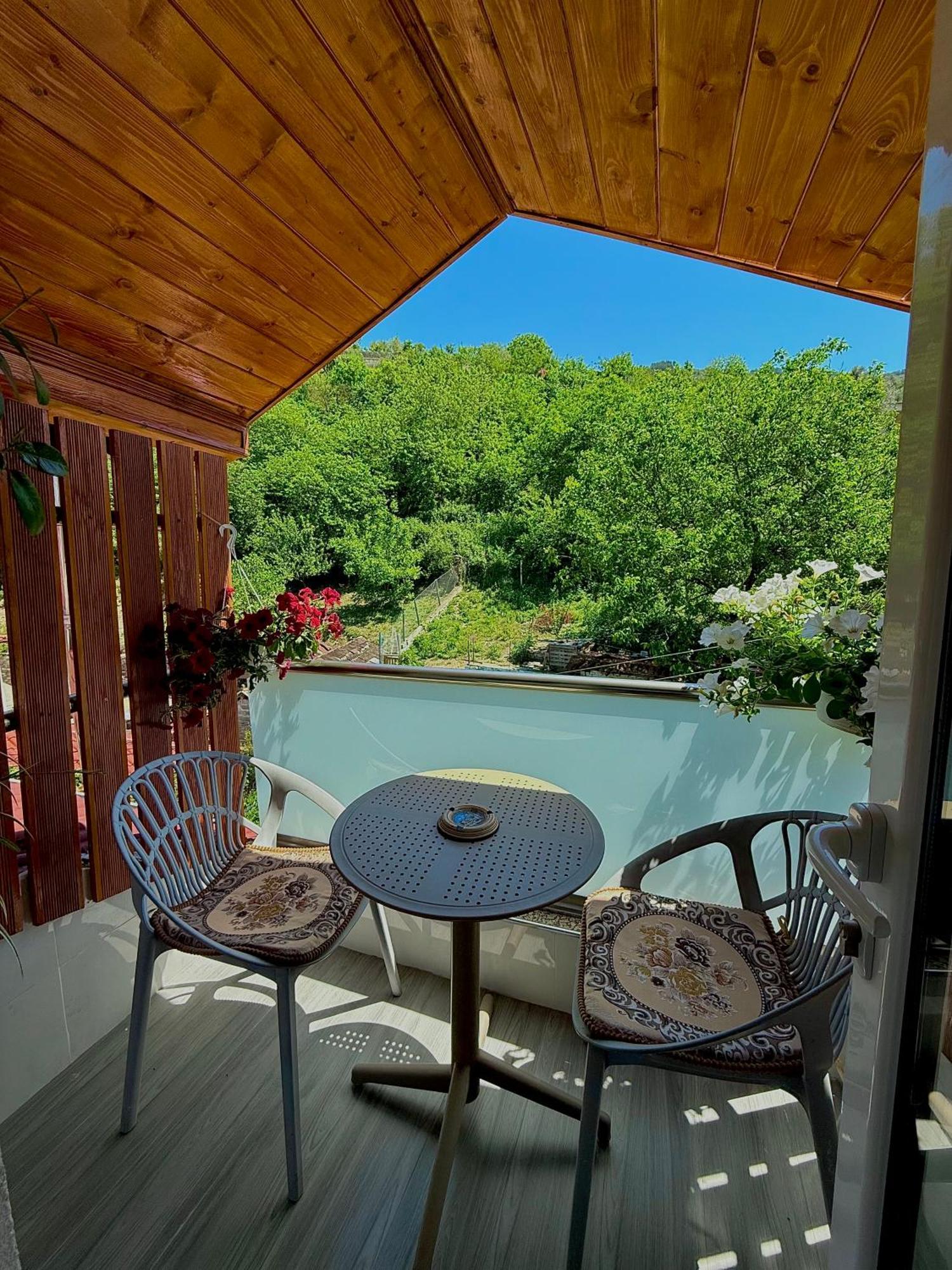 Guest House Rean Berati Exterior foto